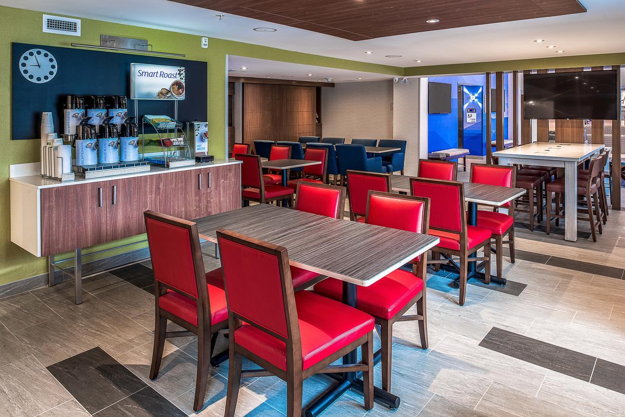 Holiday Inn Express & Suites Halifax - Bedford By Ihg Exteriör bild