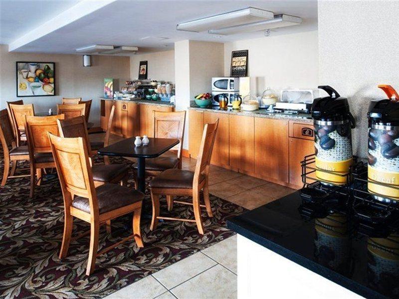 Holiday Inn Express & Suites Halifax - Bedford By Ihg Exteriör bild