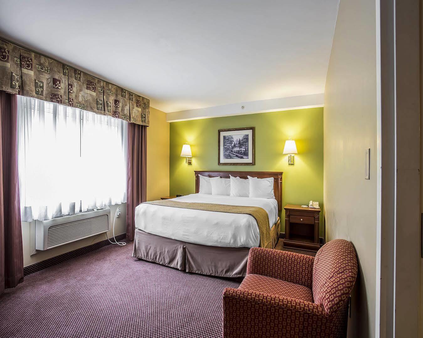 Holiday Inn Express & Suites Halifax - Bedford By Ihg Exteriör bild