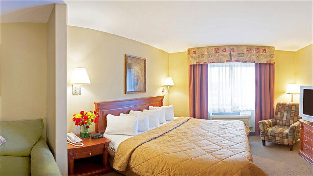 Holiday Inn Express & Suites Halifax - Bedford By Ihg Exteriör bild